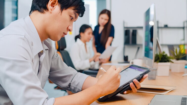 Cara Membangun Keunggulan Bisnis di Pasar Digital agar Tidak Mudah Tertinggal
