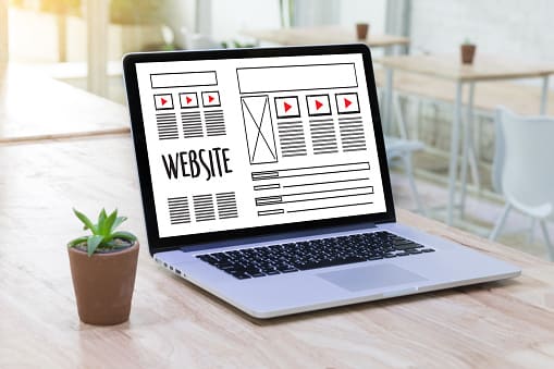 Website Profesional untuk Meningkatkan Kepercayaan Bisnis